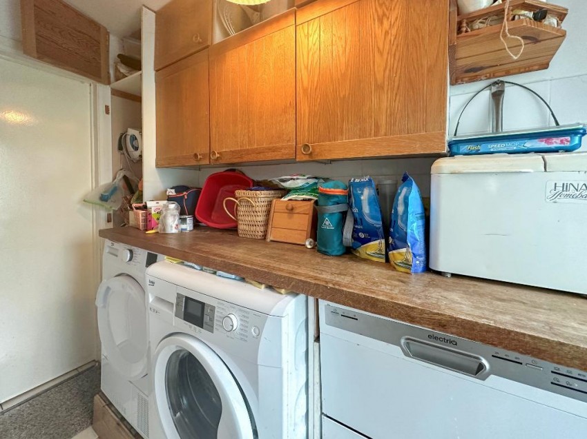 Images for Princes Avenue, Sanderstead
