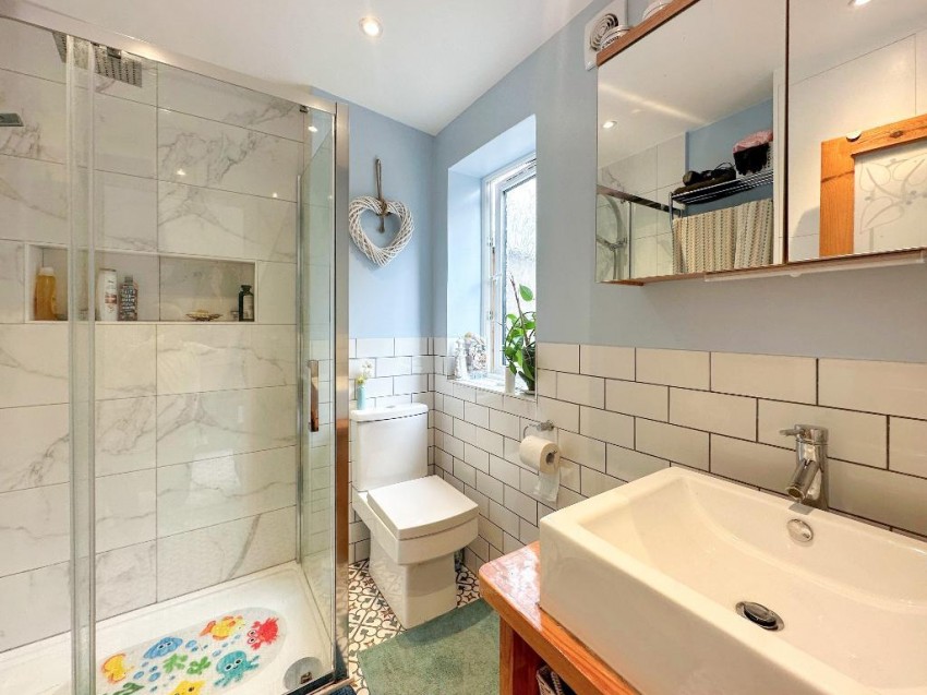 Images for Alexandra Road, Warlingham