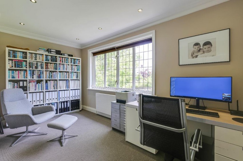 Images for Melville Avenue, South Croydon