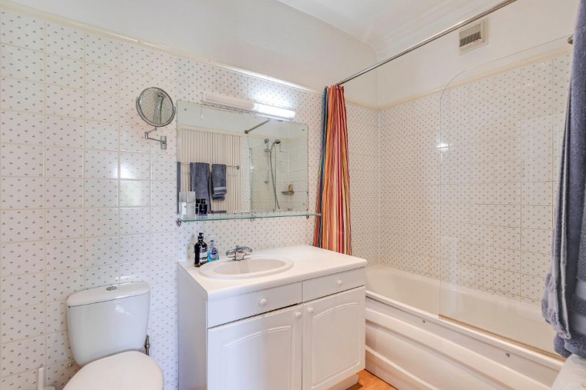 Images for Melville Avenue, South Croydon