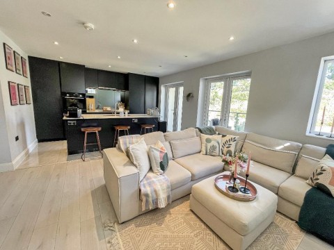 View Full Details for Kingswood Lane, Warlingham
