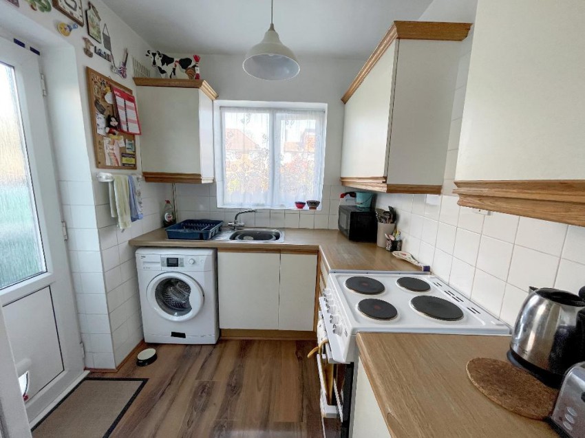 Images for Ellesmere Drive, Sanderstead