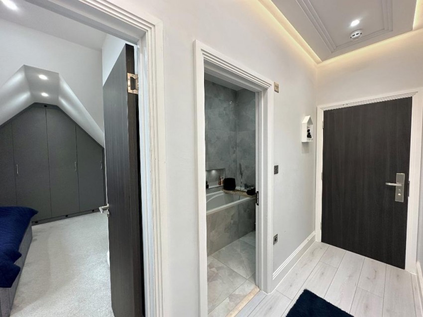 Images for Kingswood Lane, Warlingham