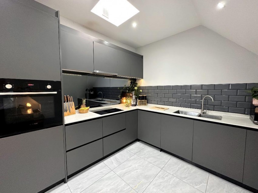 Images for Kingswood Lane, Warlingham