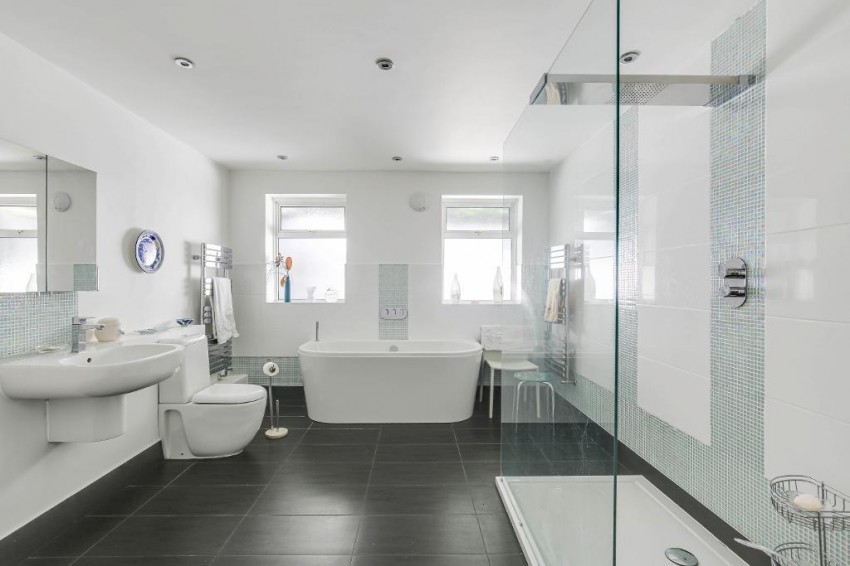 Images for Leas Road, Warlingham