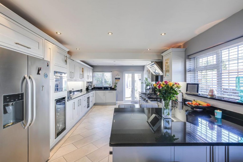 Images for Shaw Crescent, Sanderstead