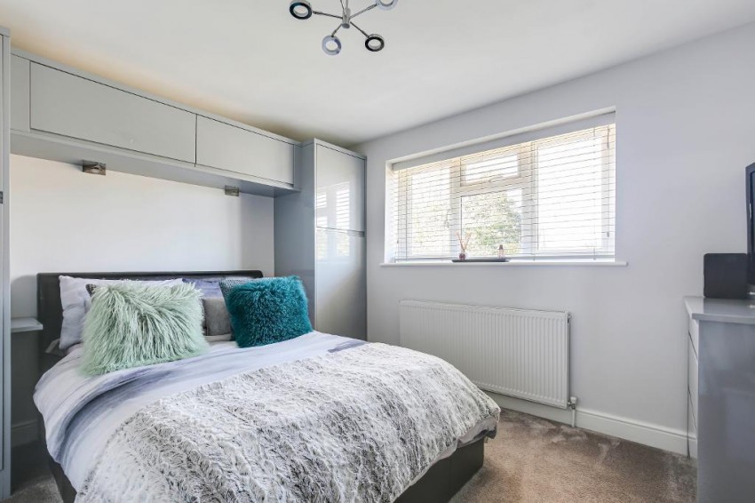 Images for Shaw Crescent, Sanderstead