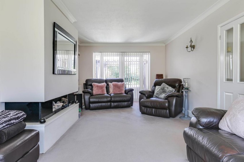 Images for Shaw Crescent, Sanderstead