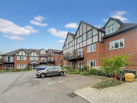 View Full Details for Limpsfield Road, 79 Limpsfield Road, Sanderstead