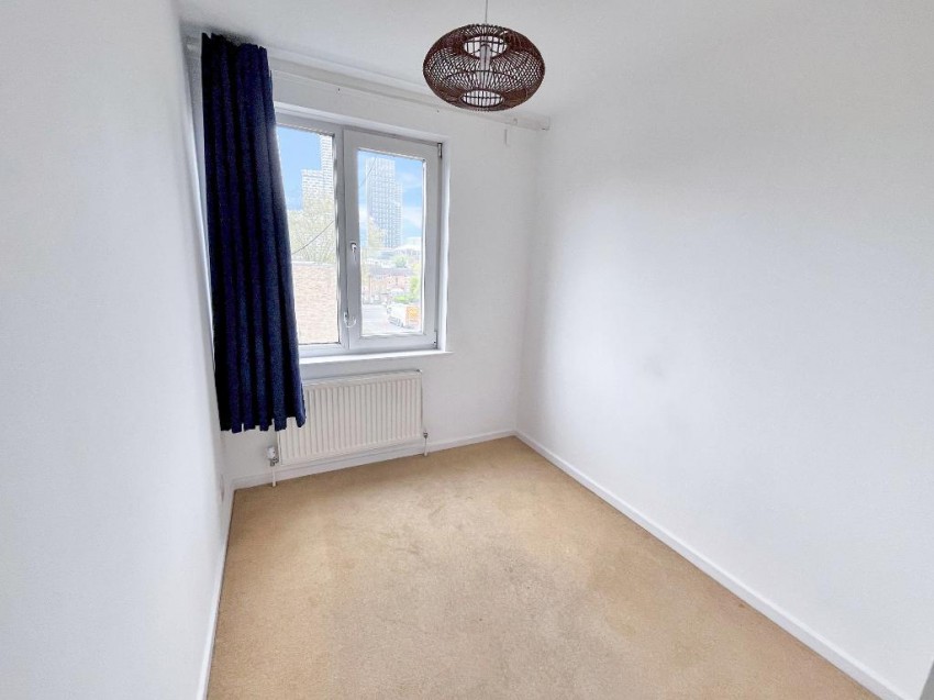 Images for Turnpike Link, Croydon