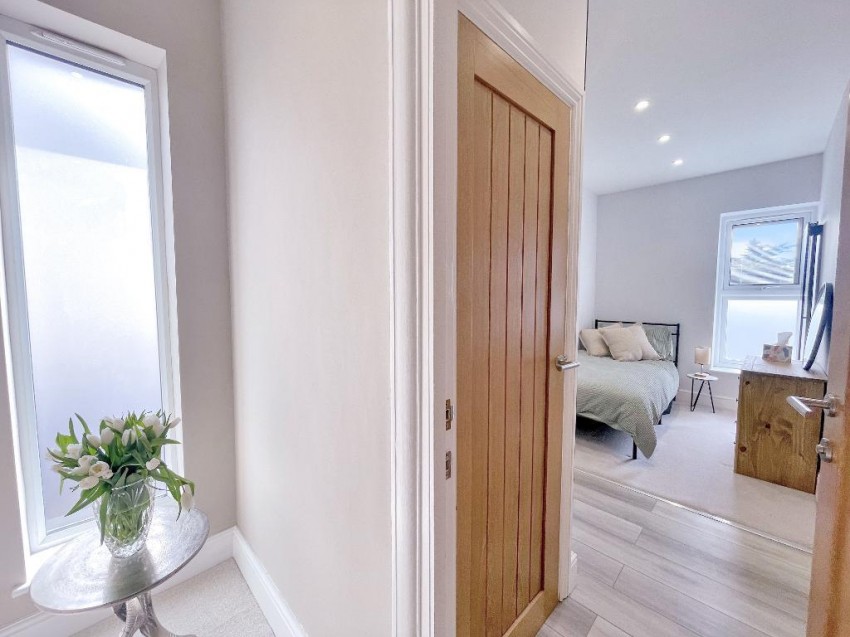 Images for Briton Hill Road, Sanderstead