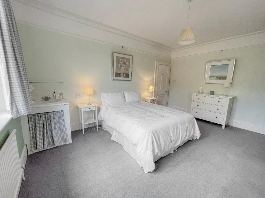 Images for Heathhurst Road, South Croydon