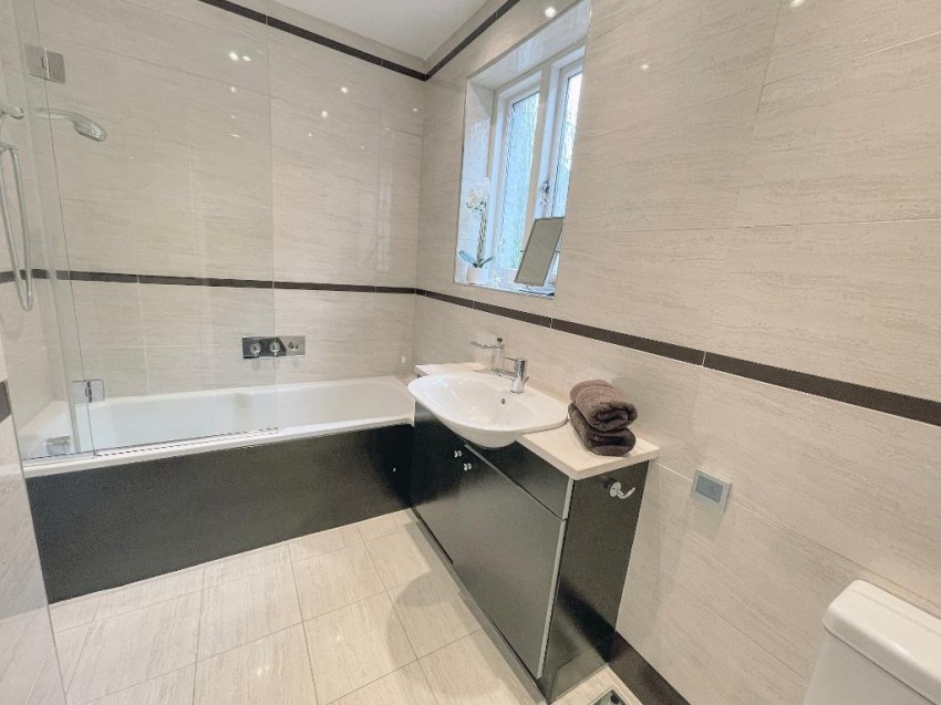 Images for Heathhurst Road, South Croydon