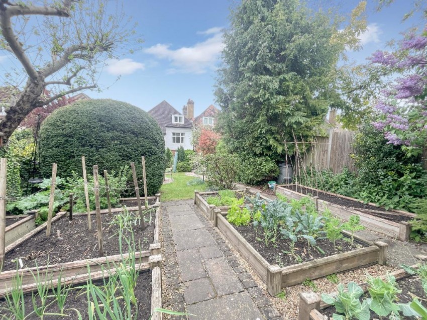 Images for Heathhurst Road, South Croydon