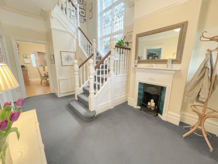 Images for Heathhurst Road, South Croydon
