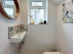 Images for Harewood Gardens, Sanderstead