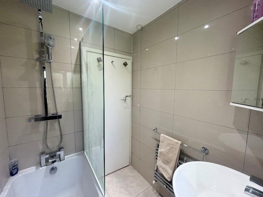 Images for Edgecoombe, South Croydon