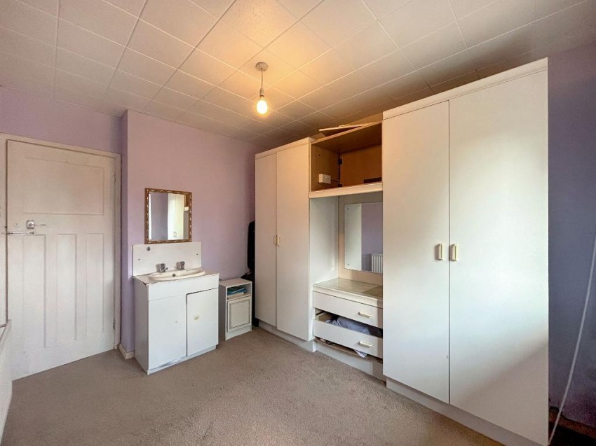 Images for Edgecoombe, South Croydon