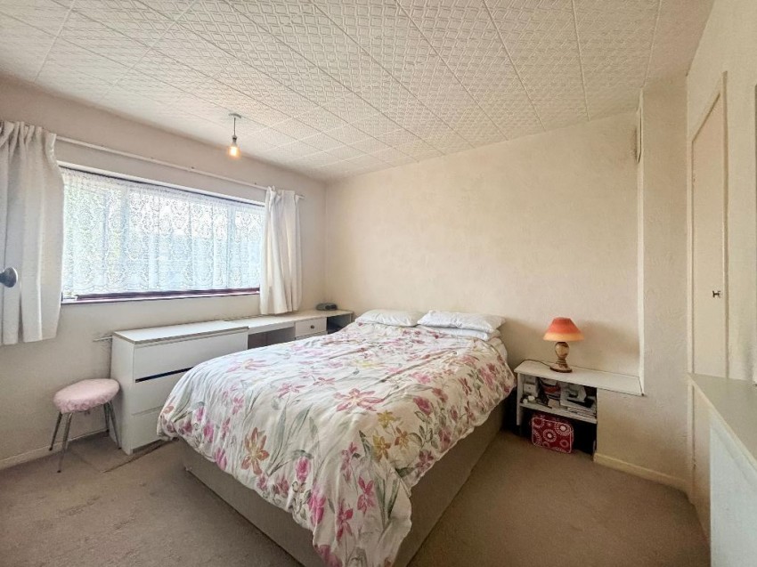 Images for Edgecoombe, South Croydon
