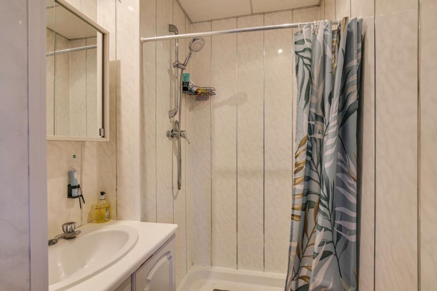 Images for Whitgift Avenue, South Croydon