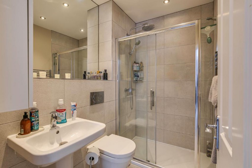 Images for Boxford Close, South Croydon