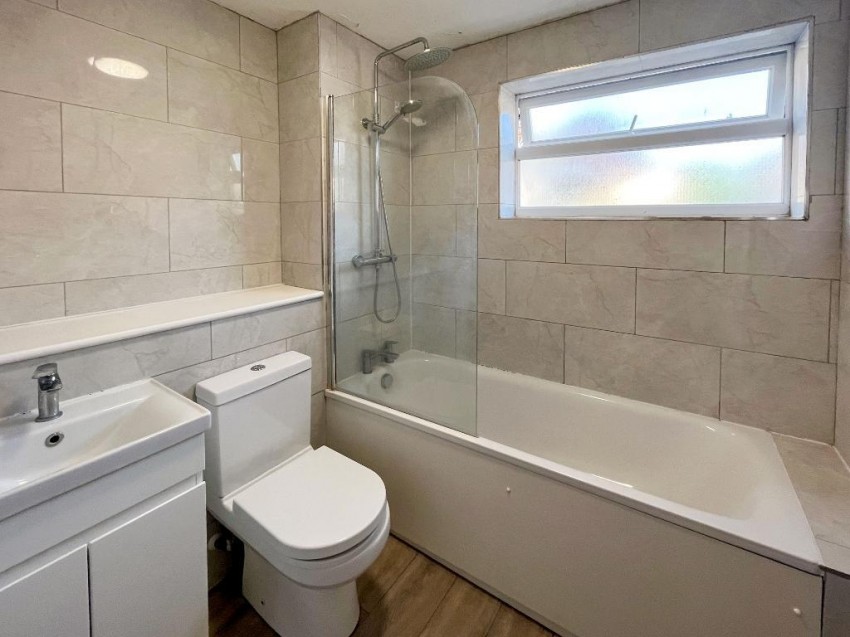 Images for Middlefields, Croydon