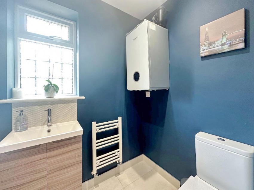 Images for Castlemaine Avenue, South Croydon