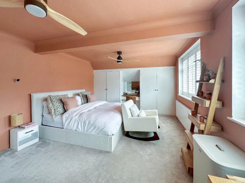 Images for Castlemaine Avenue, South Croydon