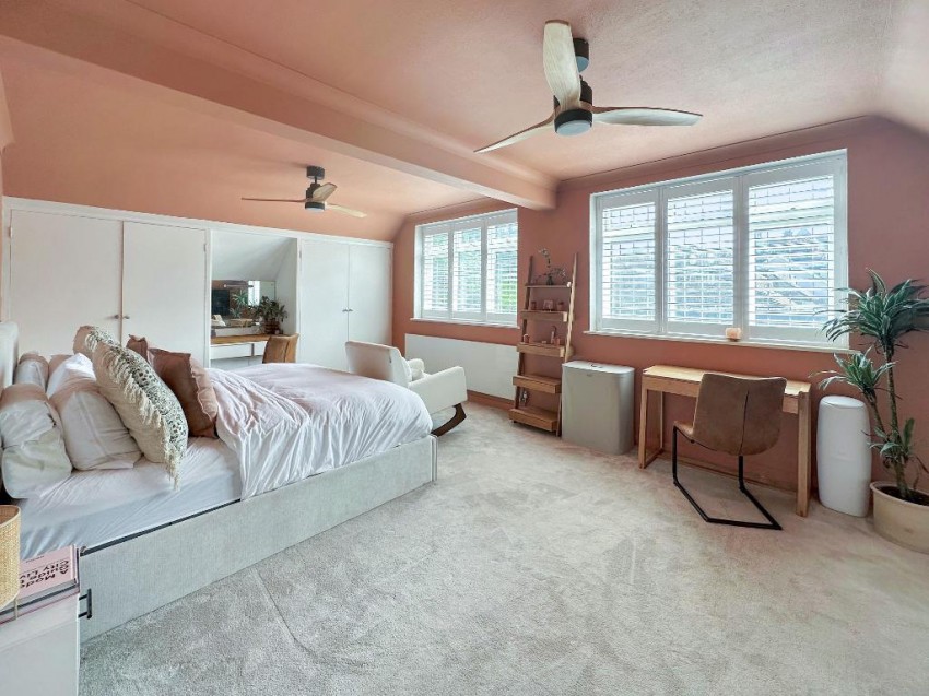 Images for Castlemaine Avenue, South Croydon