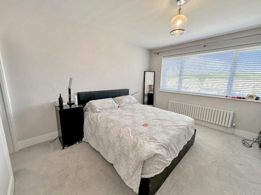 Images for Ellenbridge Way, South Croydon