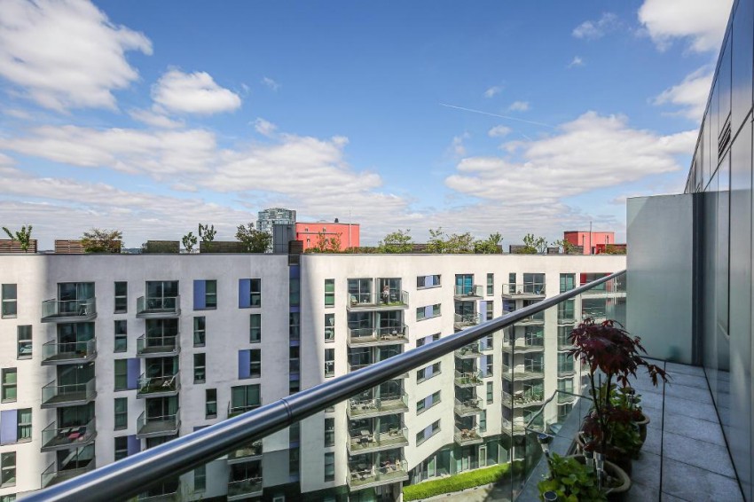 Images for Saffron Central Square, Croydon