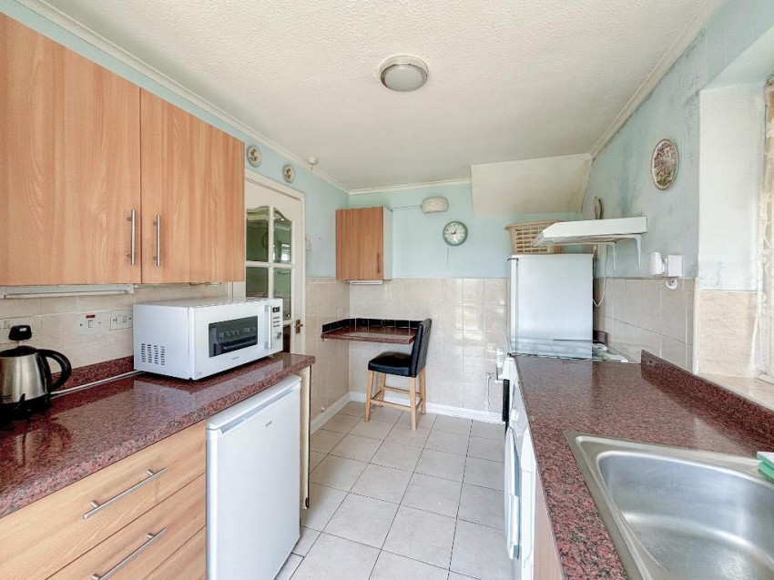 Images for Martin Close, South Croydon