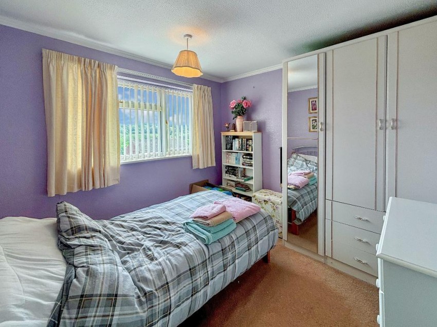 Images for Martin Close, South Croydon