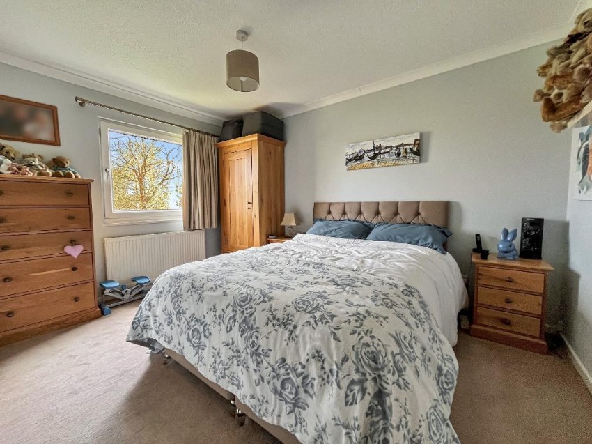 Images for Bowens Wood, South Croydon