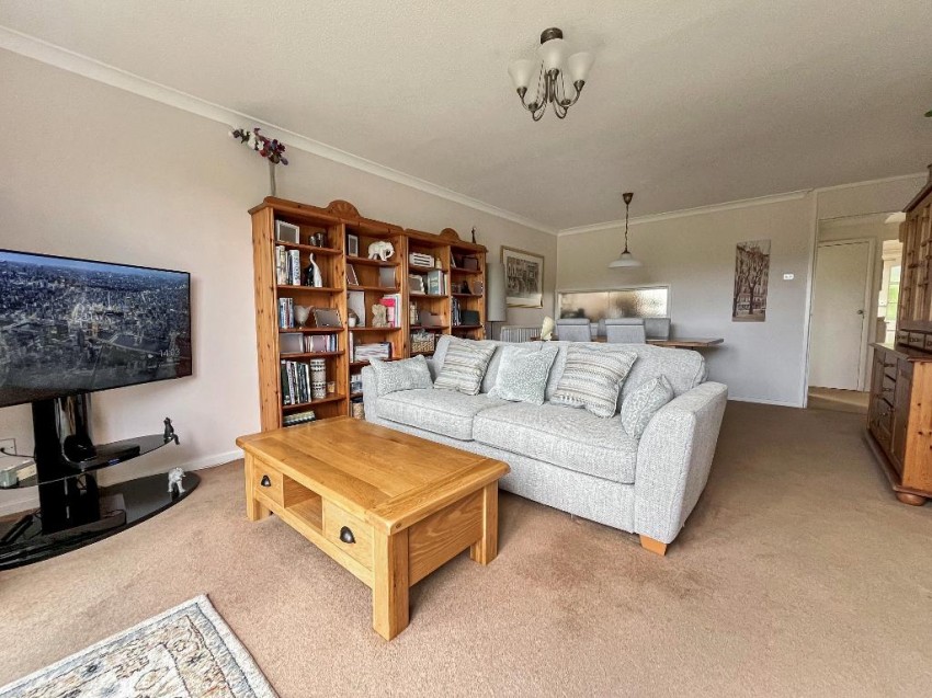 Images for Bowens Wood, South Croydon