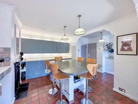 View Full Details for Endsleigh Close, South Croydon