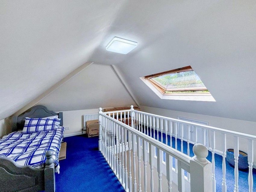 Images for Endsleigh Close, South Croydon