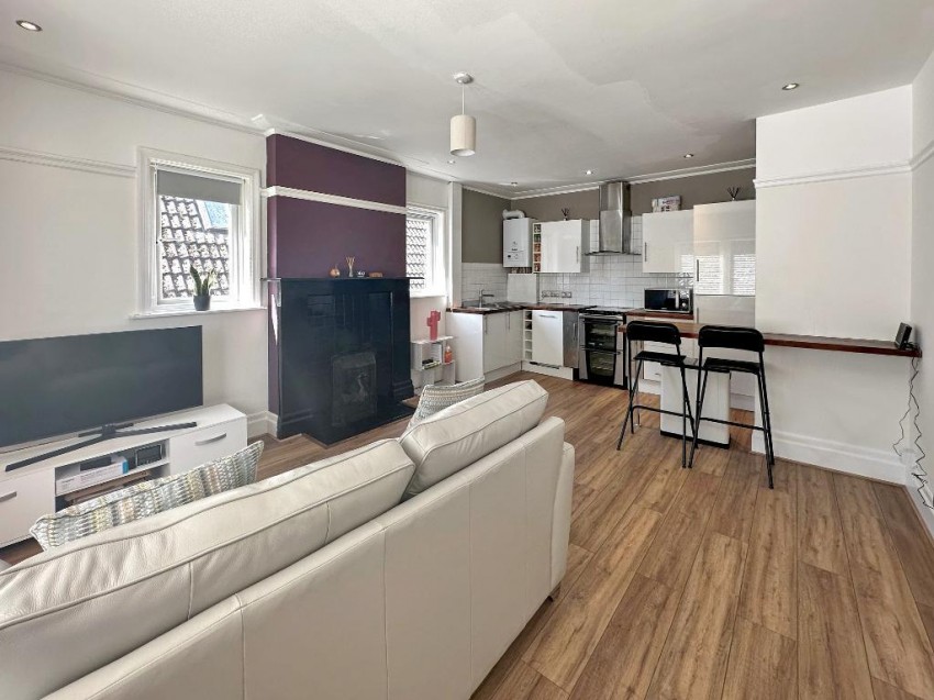 Images for Castlemaine Ave, South Croydon