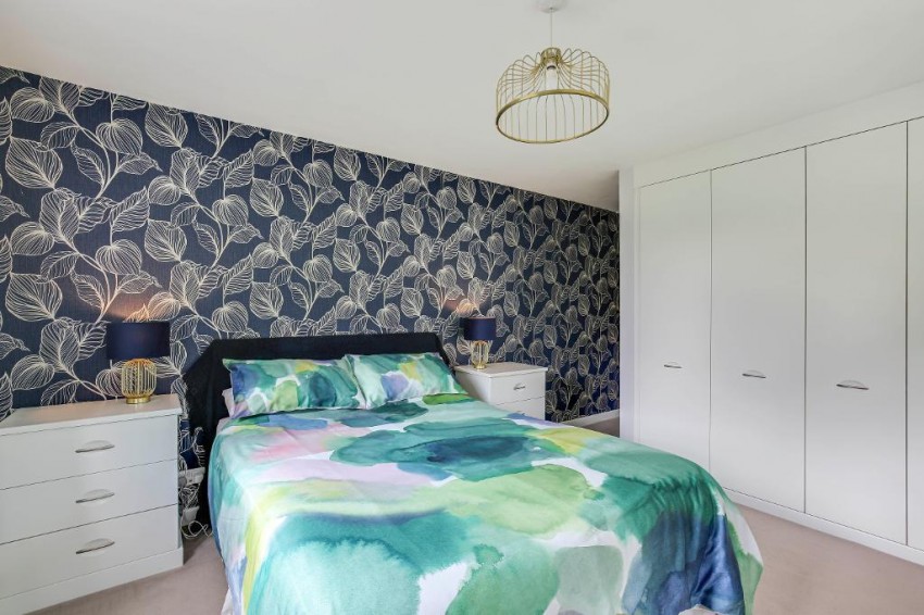 Images for Hollingsworth Road, South Croydon