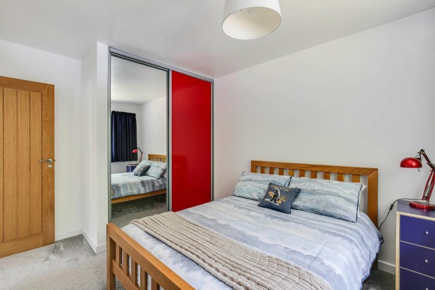 Images for Hollingsworth Road, South Croydon