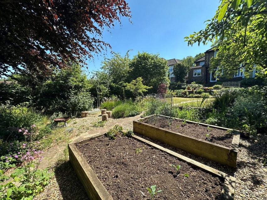 Images for Norfolk Avenue, Sanderstead