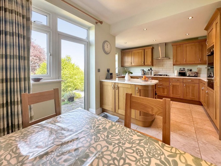 Images for Norfolk Avenue, Sanderstead