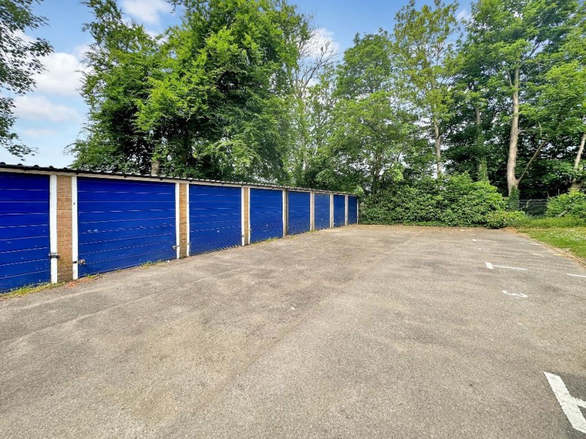 Images for Tupwood Lane, Caterham