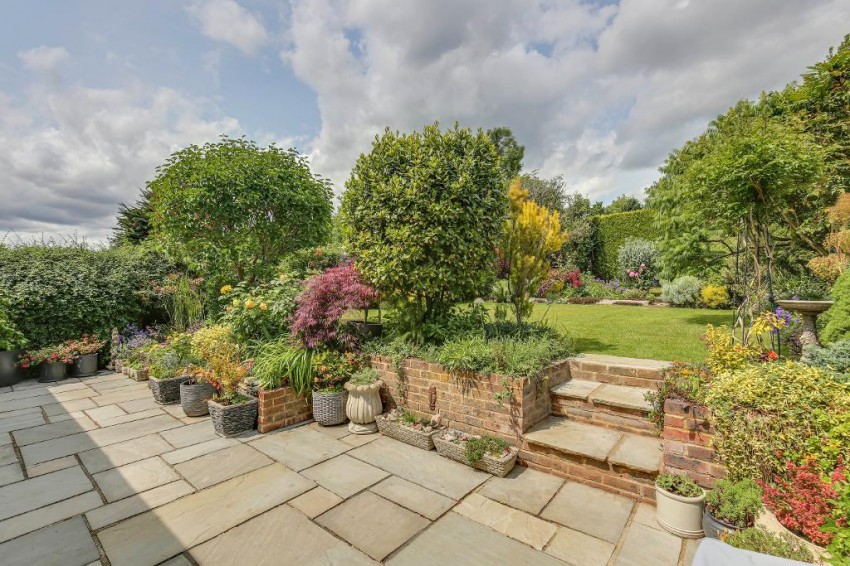 Images for Mitchley Hill, Sanderstead