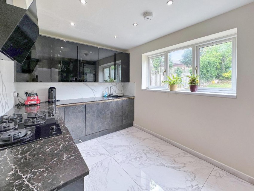 Images for Ellenbridge Way, South Croydon