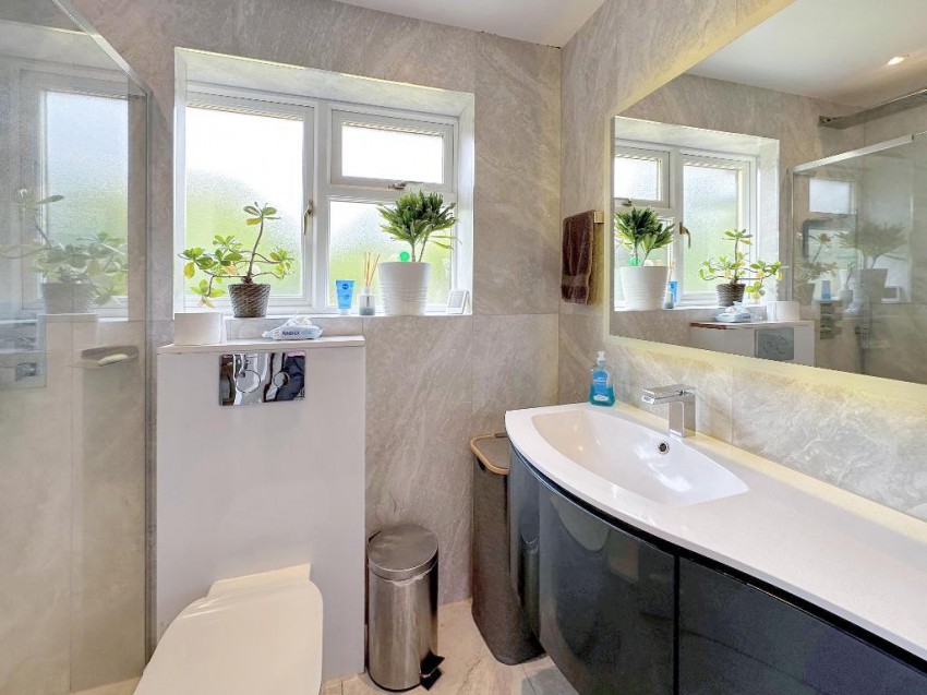 Images for Ellenbridge Way, South Croydon