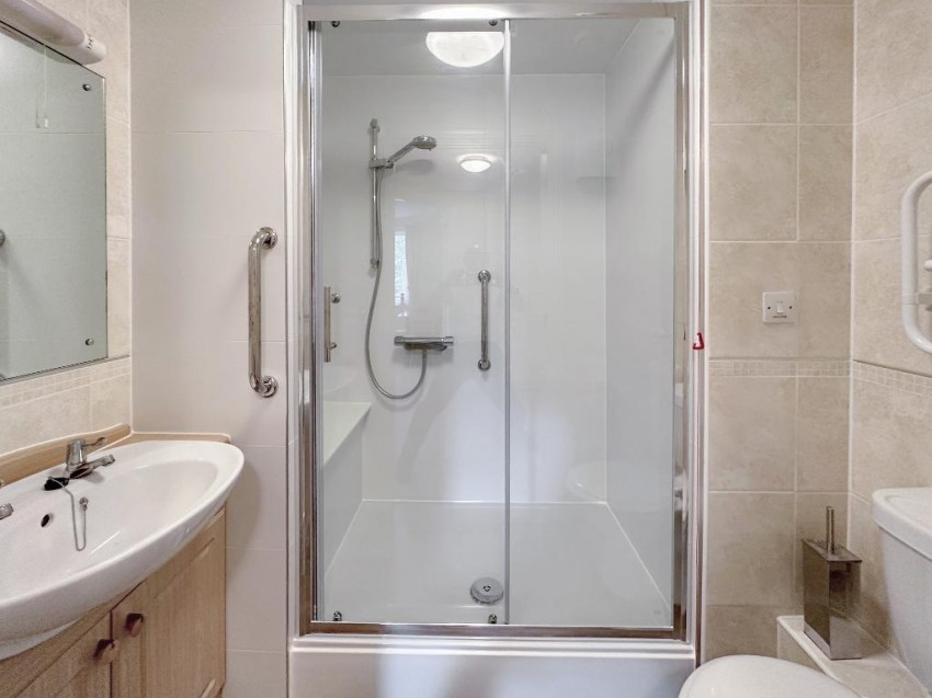 Images for Limpsfield Road, Warlingham