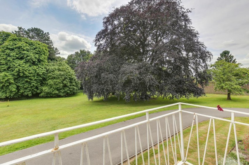 Images for Addington Road, Sanderstead