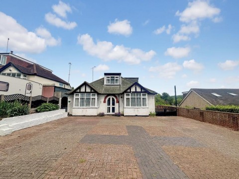 View Full Details for Old Farleigh Road, Selsdon