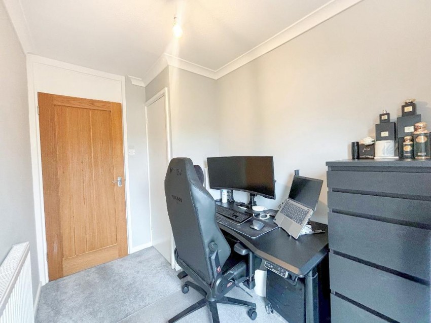 Images for Viney Bank, South Croydon